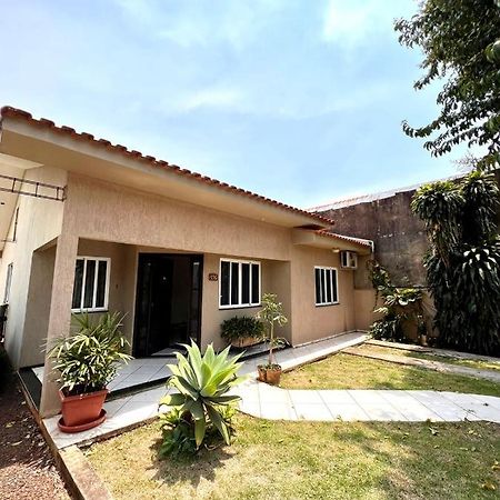 Casa Aconchegante No Centro De Foz Do Iguacu Villa Exteriör bild